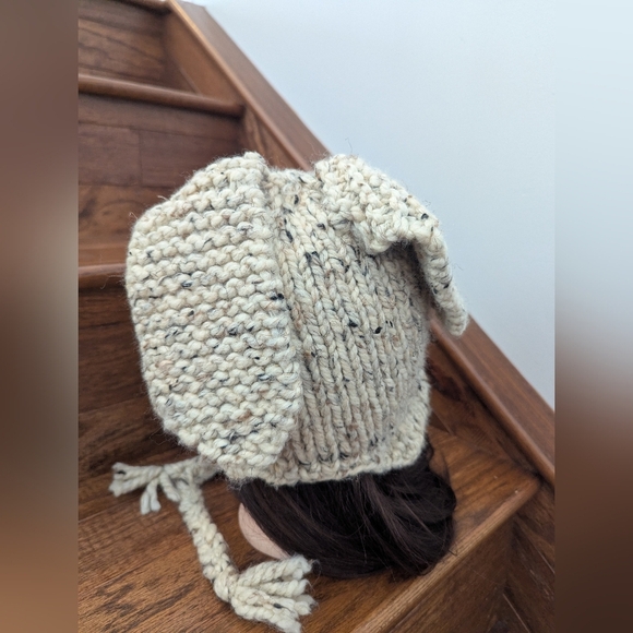 Hand Knit Rabbit Hat Adult OS Wool Blend Cream With Black Accents - Picture 5 of 8